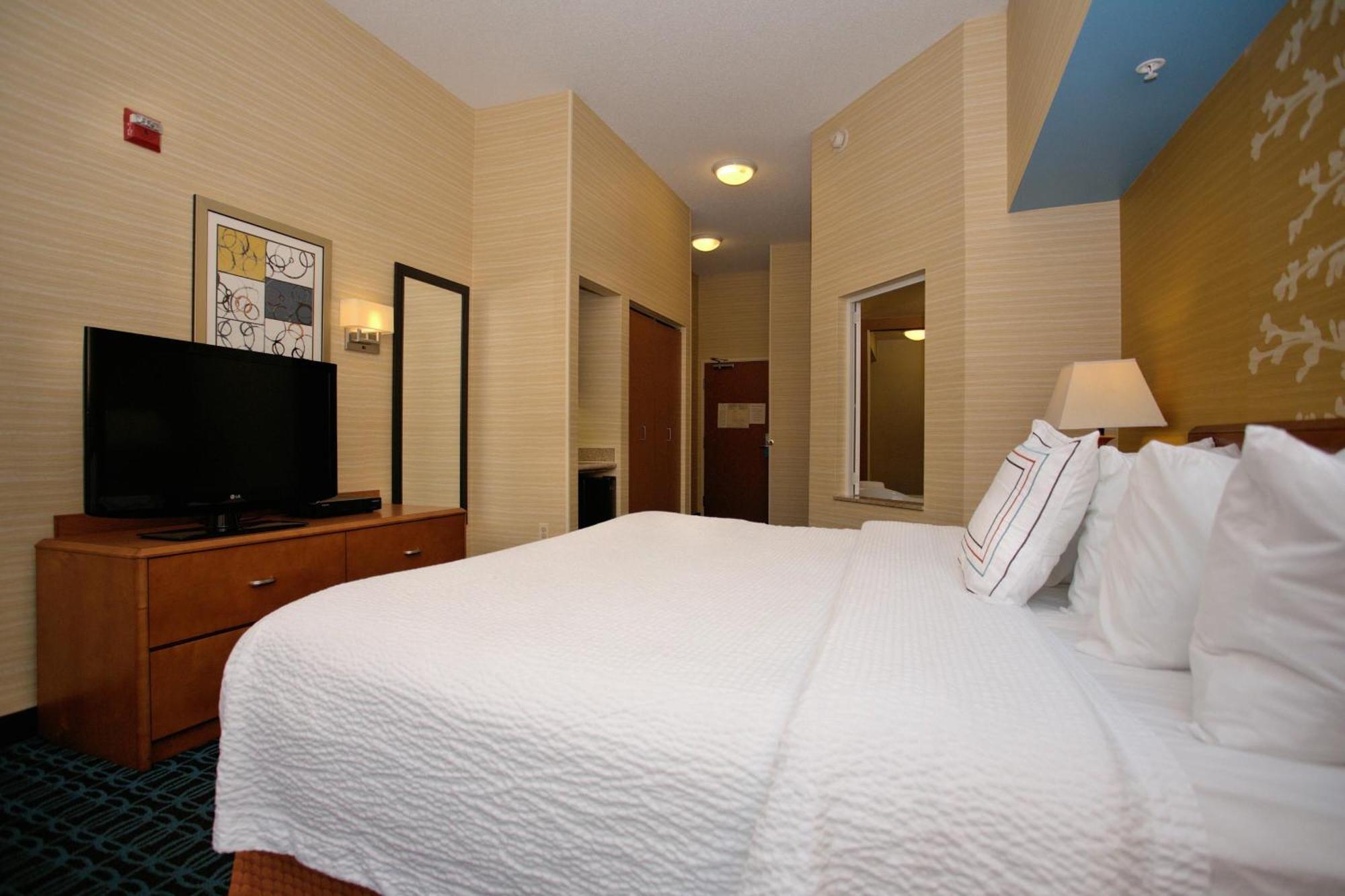 Fairfield Inn & Suites By Marriott Edison - South Plainfield Exterior photo